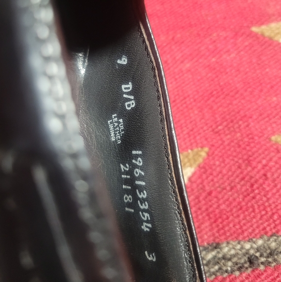 Bostonian Footsaver High Gloss Loafers - Picture 8 of 8